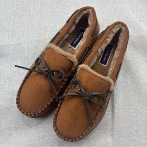 Club Room Men's Moccasin Slippers in Tan-Small 6-7